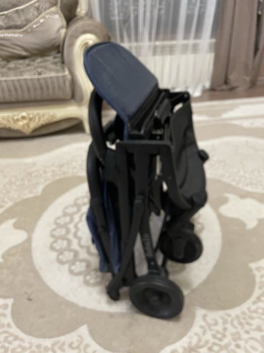 Продам детскую коляку
