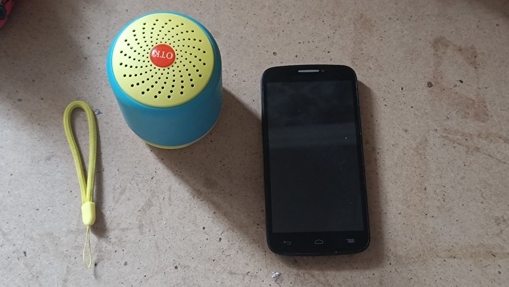 Telefon bilan kalonka sotiladi