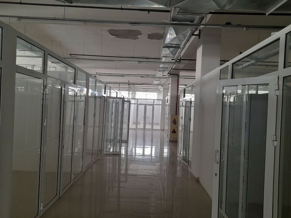 Nurafshon shahar Tuytepa 3 600 m2 daromad keltirayotgan bino sotiladi