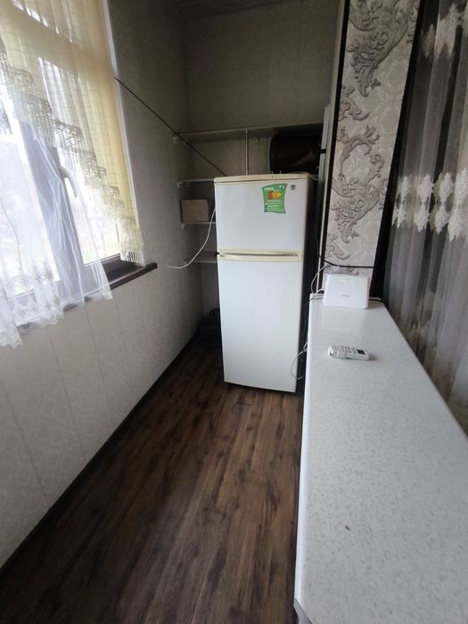 Сдаю квартиру  чилнзр:19квартал 2комнат 2этаж Зеркалка