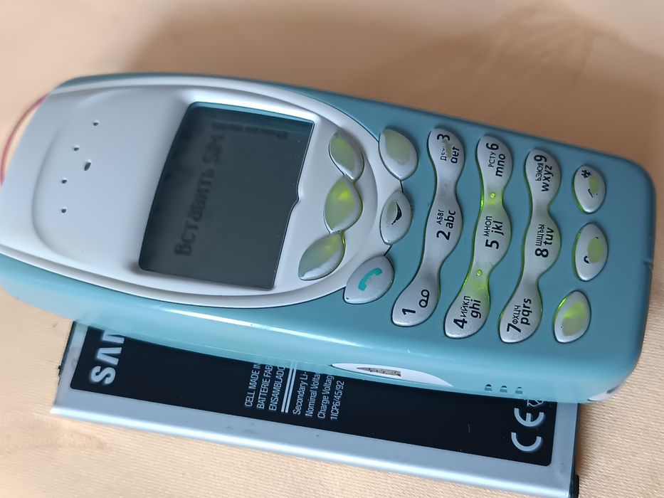 NOKIA 3410 сотовый телефон