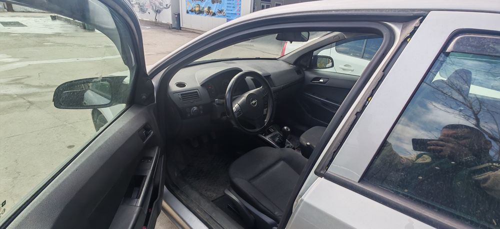 Vând Opel Astra H