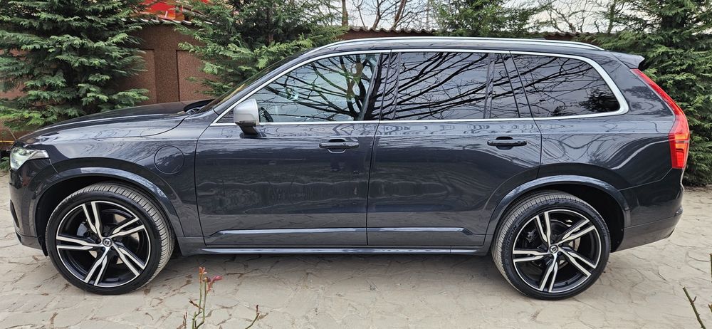 Volvo XC 90 R Design T8 4 AWD Twin Engine Geartronic Plug In Hyibrid