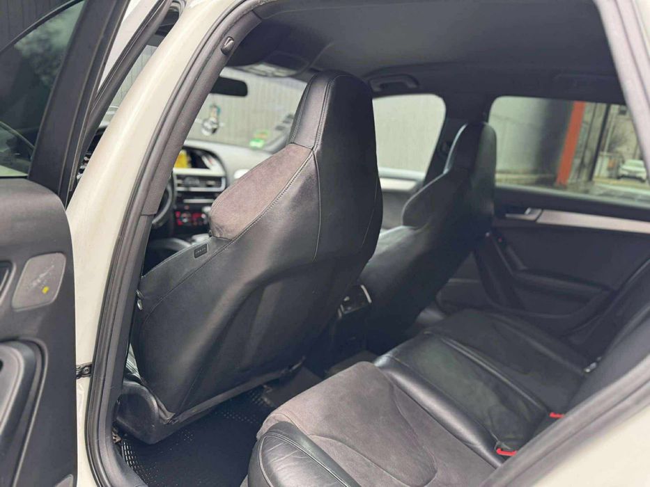 Audi A4 B8 2012 / S line  / Alb Perlat