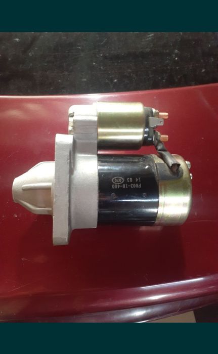 В продаже стартер на Мазду Кронос.