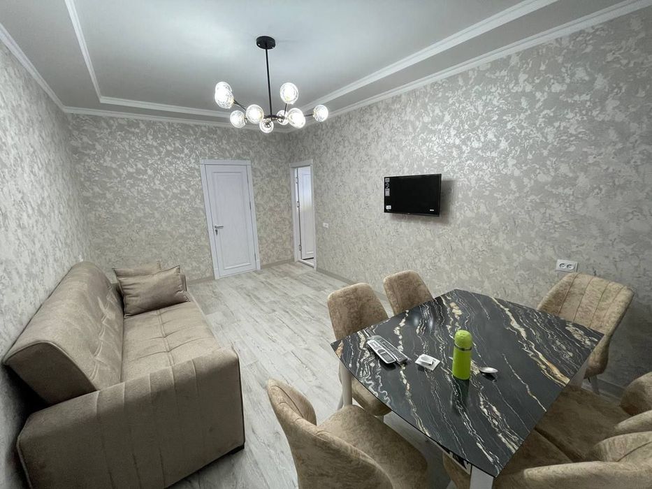 Метро Юнусабад-11 отличная новая 2х комнатная квартира полностью упако