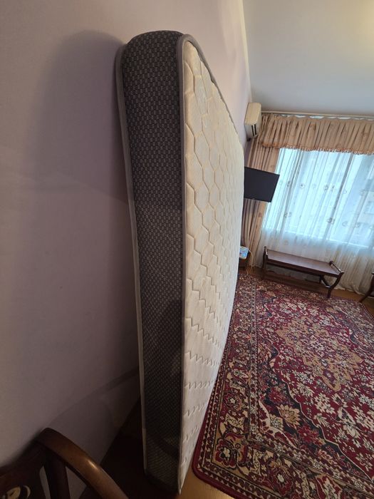Продам матрас б/у