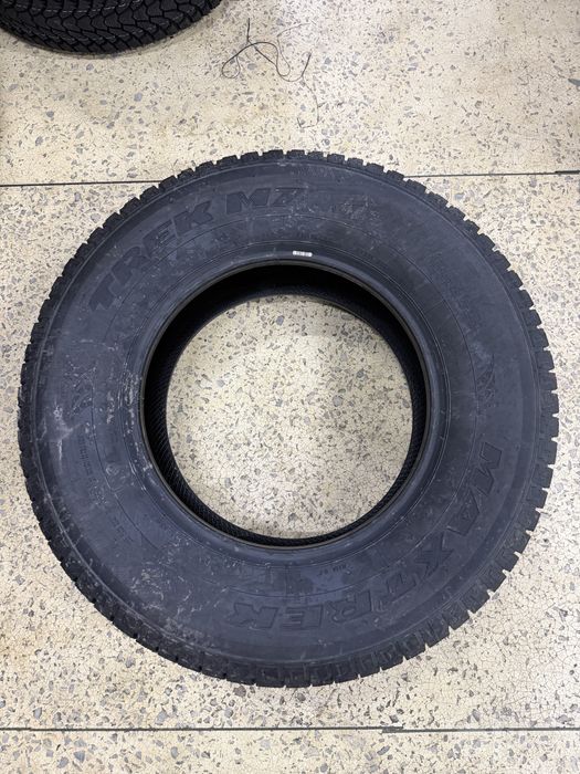 Зимние шины в размере 265/70R17 Maxtrek