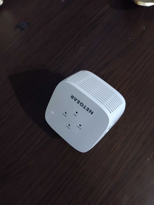 NETGEAR - Range Extender Semnal wi.fi