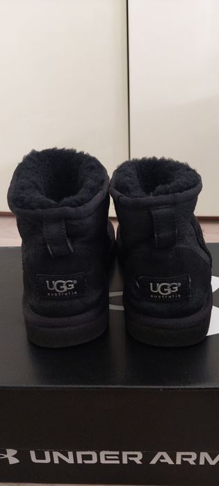 Декатлон като нови - непромокаеми ботуши/апрески, UGG оригинални 33
