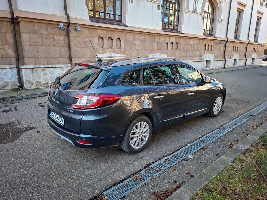 Renault Megane III GT Line + Bose 1.5Dci 2012