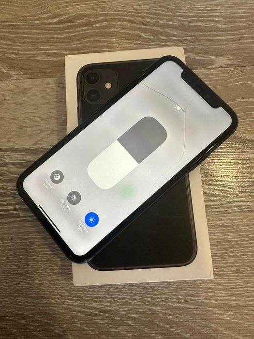 iPhone 11 64gb black