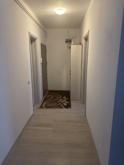 Inchiriez apartament zona rezidentiala