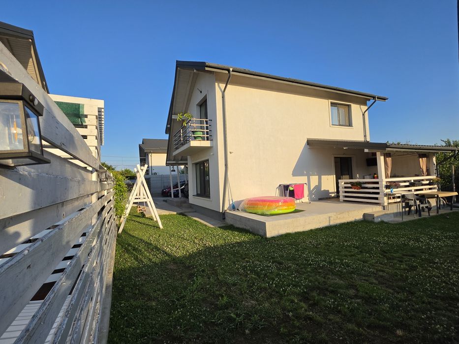 Casa comuna Berceni centru