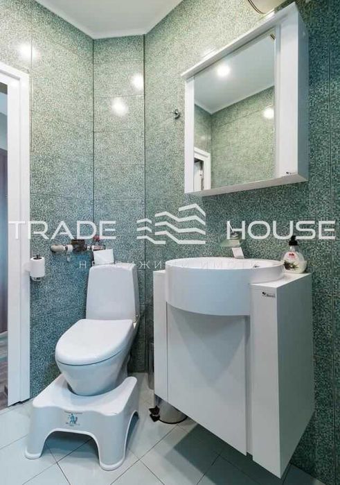 Дава се под наем Тристаен апартамент в Пловдив, Кършияка - 80 кв.м за 450 € - Снимка #10