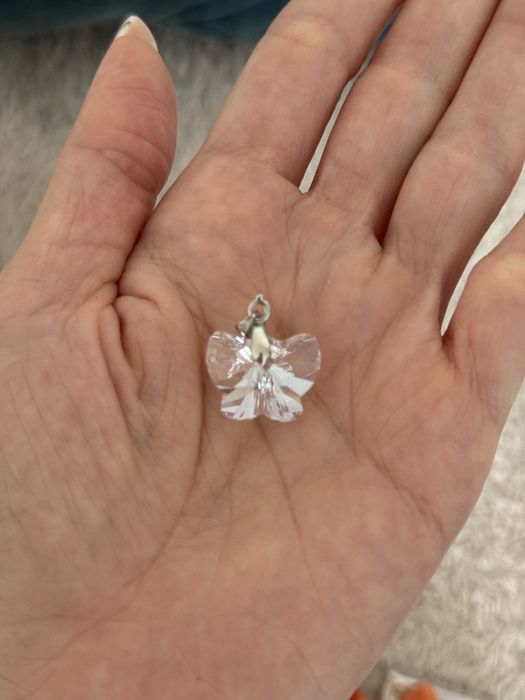 Стъклена висулка Пеперуда