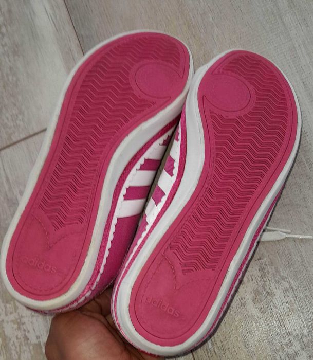 Юношески кецове Adidas 37 номер