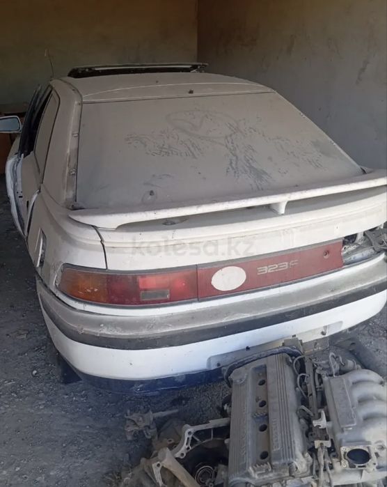 Запчасти на mazdu 323