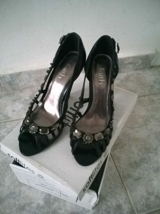 Комплект сандали и чанта