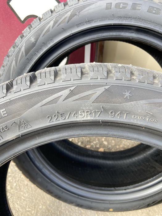 225/45/17 Комплек Sailun