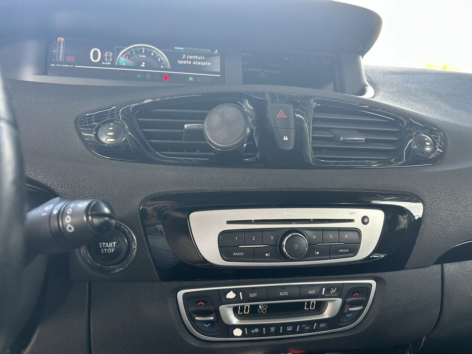 Renault grand scenic