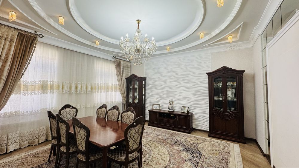 Diqqat Antiqa uy markazda Elita mahallada sotiladi