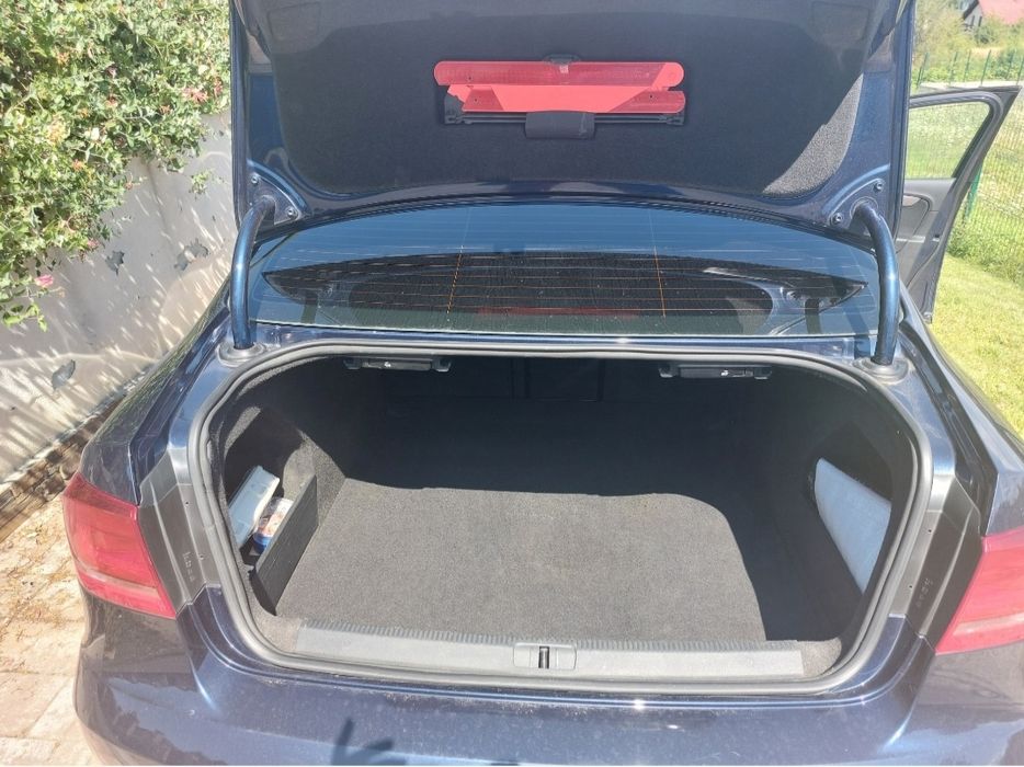 Volkswagen Passat B7 sedan