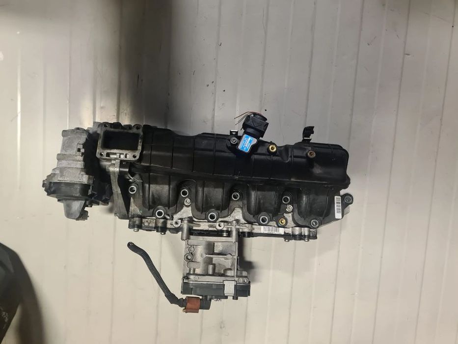 Galerie admisie cu motoras Opel Astra H/Zafira B/Vectra C motor 1,9 cd