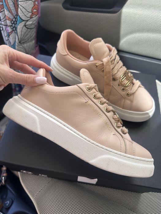 Elisabetta Franchi сникърси, естествена кожа