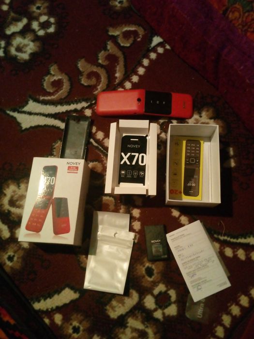 Telefon X70 NOVEY