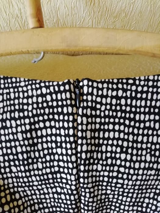 Платье на молнии