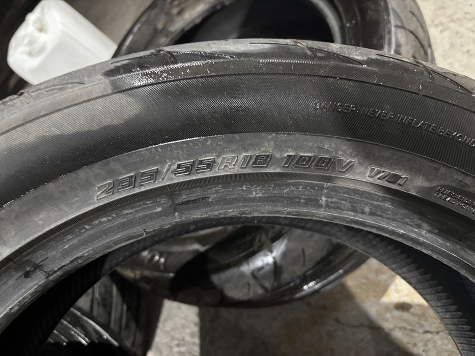 Продам шины на 18-е диски  Yokohama