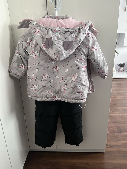 Costum fete impermeabil