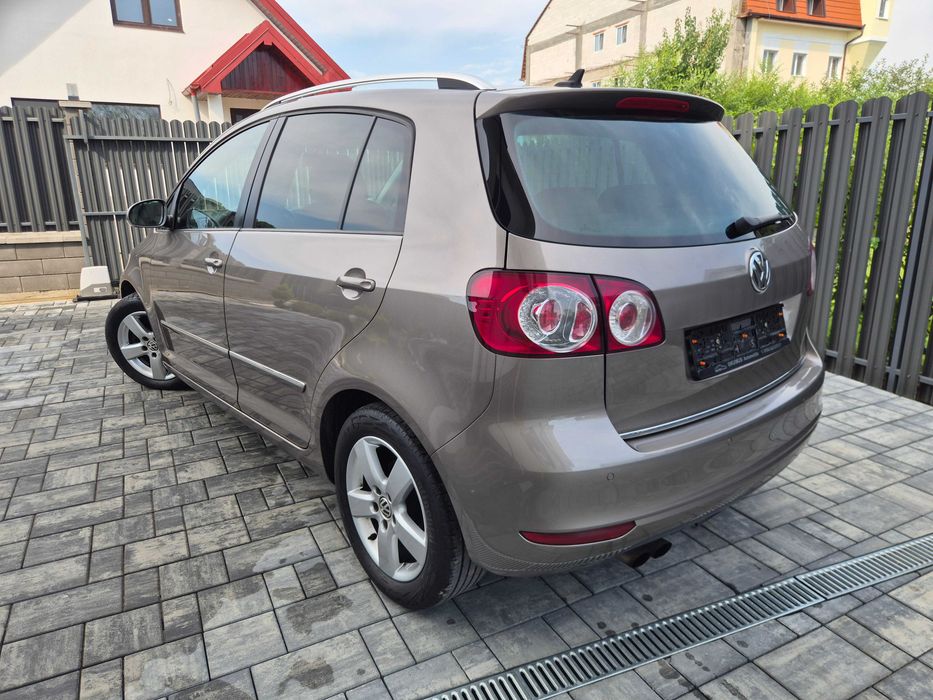 VOLKSWAGEN Golf Plus 2011 — imagine 3