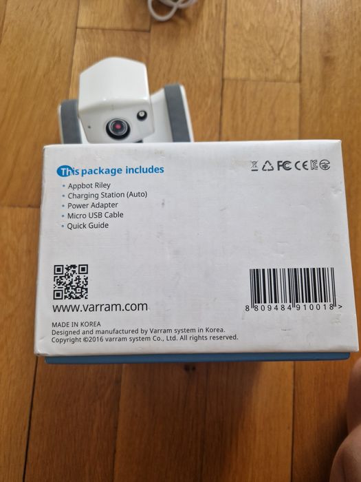 Смарт робот за наблюдение - Appbot Riley