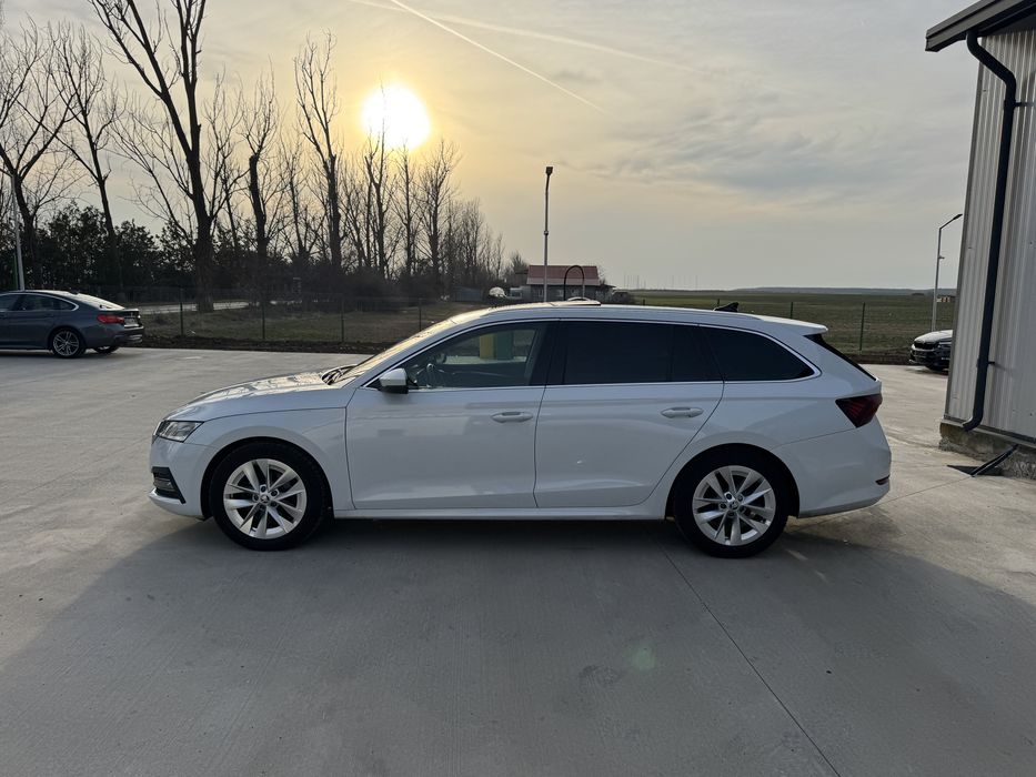 Skoda Octavia 2021 Pano/led/keyless/camera/distronic/rate/garantie