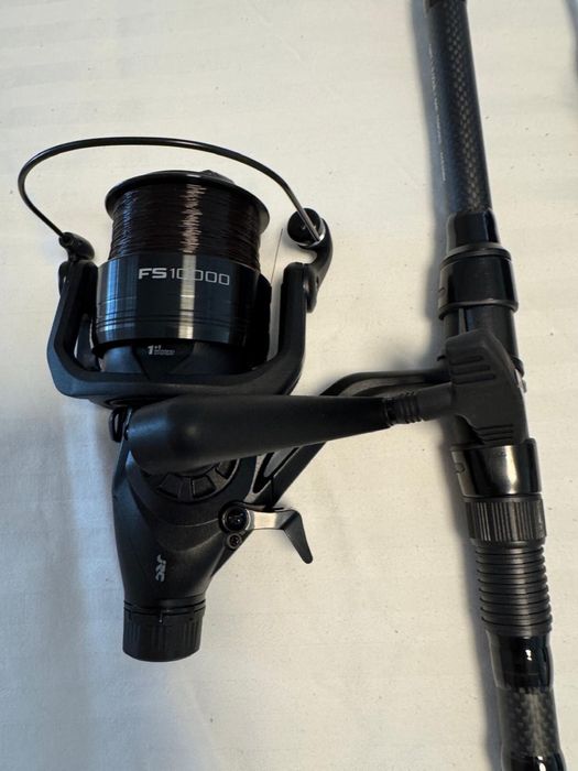 Vand combo crap JRC - 3 lbs, 3.6 m cu mulineta NOU