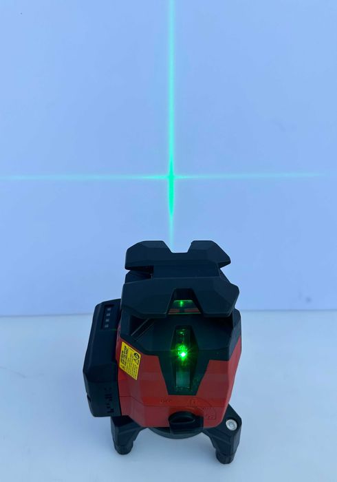 Hilti PM 40-MG - Мултилинеен лазер със зелен лъч!