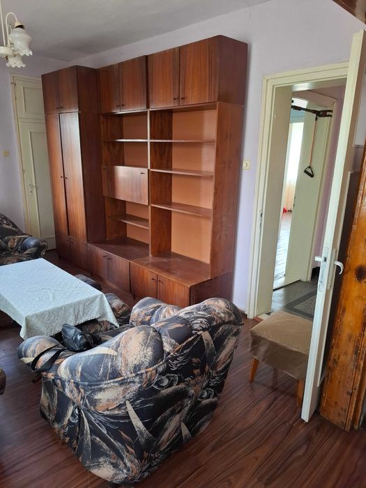 Продава се Тристаен апартамент в Ямбол, Военна база - 94 кв.м за 429 €/кв.м - Снимка #3