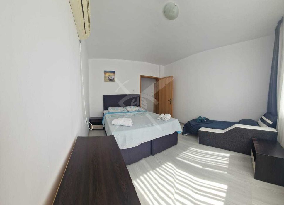 Продава се Тристаен апартамент в Поморие - 70 кв.м за 2000 €/кв.м - Снимка #2