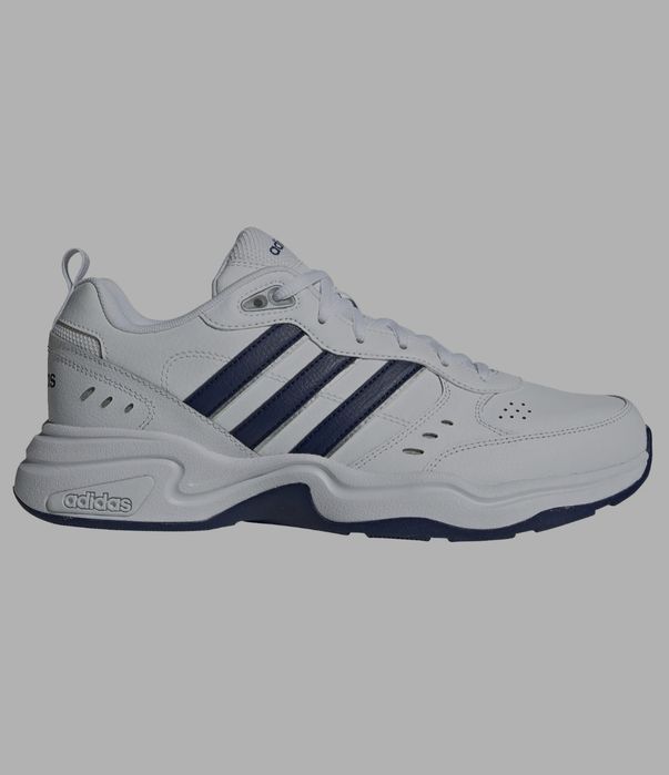 Adidas  Обувки Strutter