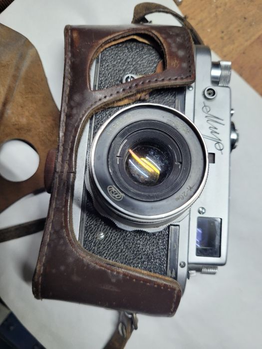 Продам фотоаппарат "МИР".