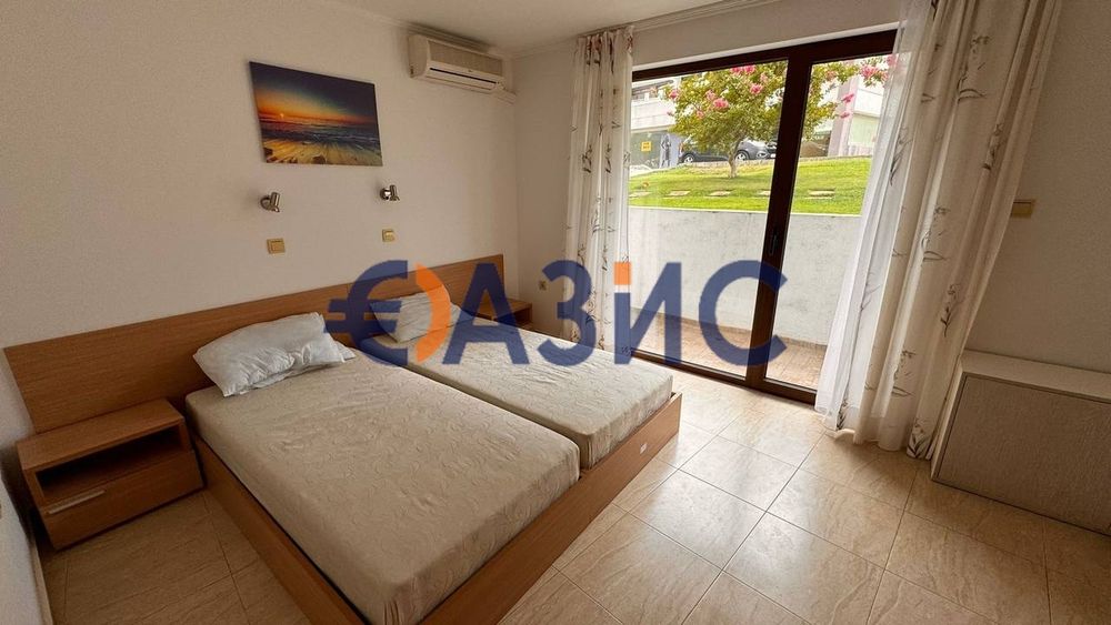 Продава се Двустаен апартамент в Свети Влас - 65 кв.м за 746 €/кв.м - Снимка #11