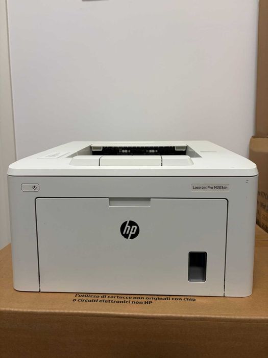 Черно-бял лазерен принтер HP HP Laserjet Pro M203dn с гаранция!