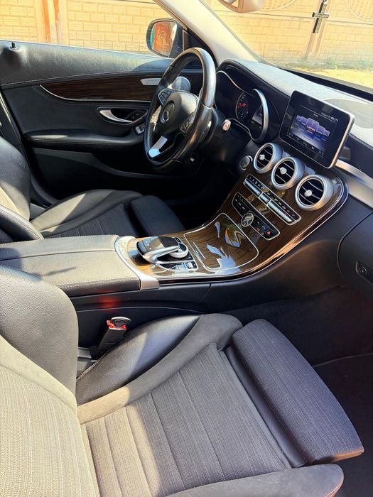 Vand Mercedes C220 4matic, 16500€
