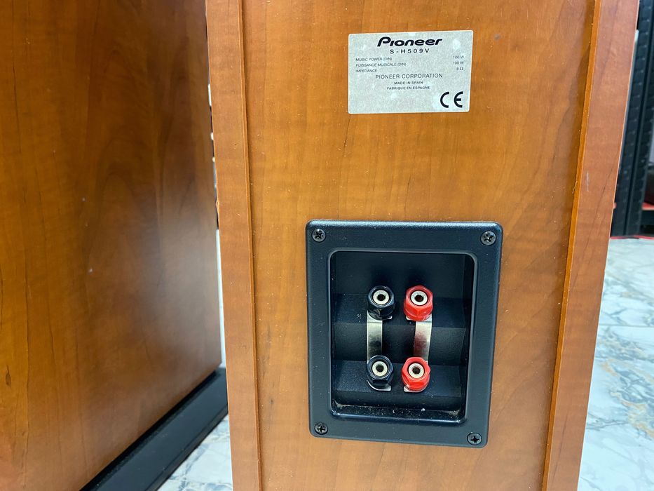 Перфектни тонколони Pioneer