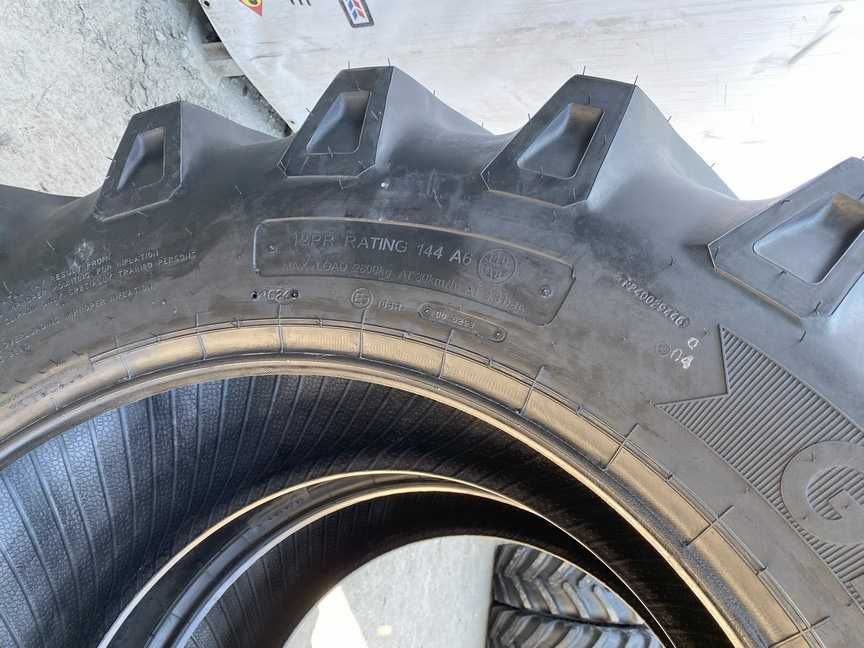 Cauciucuri noi pentru tractor spate 16.9-30 cu 12 pliuri marca GRI