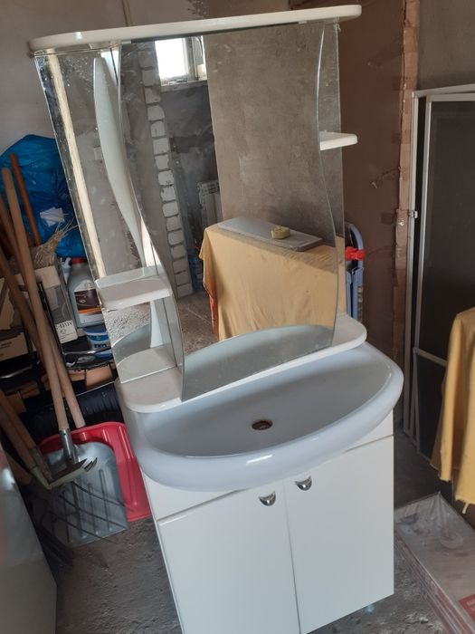 Продам  раковину для ванной