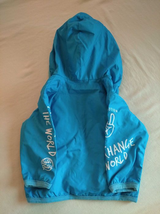 H&M зимна парка 86 см. H&M  жилетка 92см.
 Ветровка  80 см. Zara 92см.