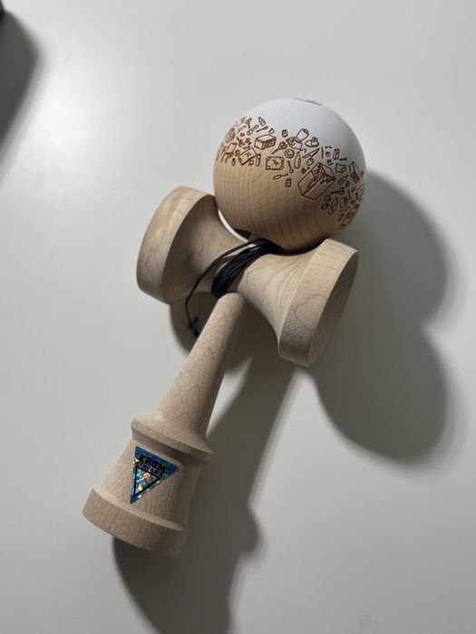 Kendama Miguel Erratic Squirrel Lambo Shape Maple